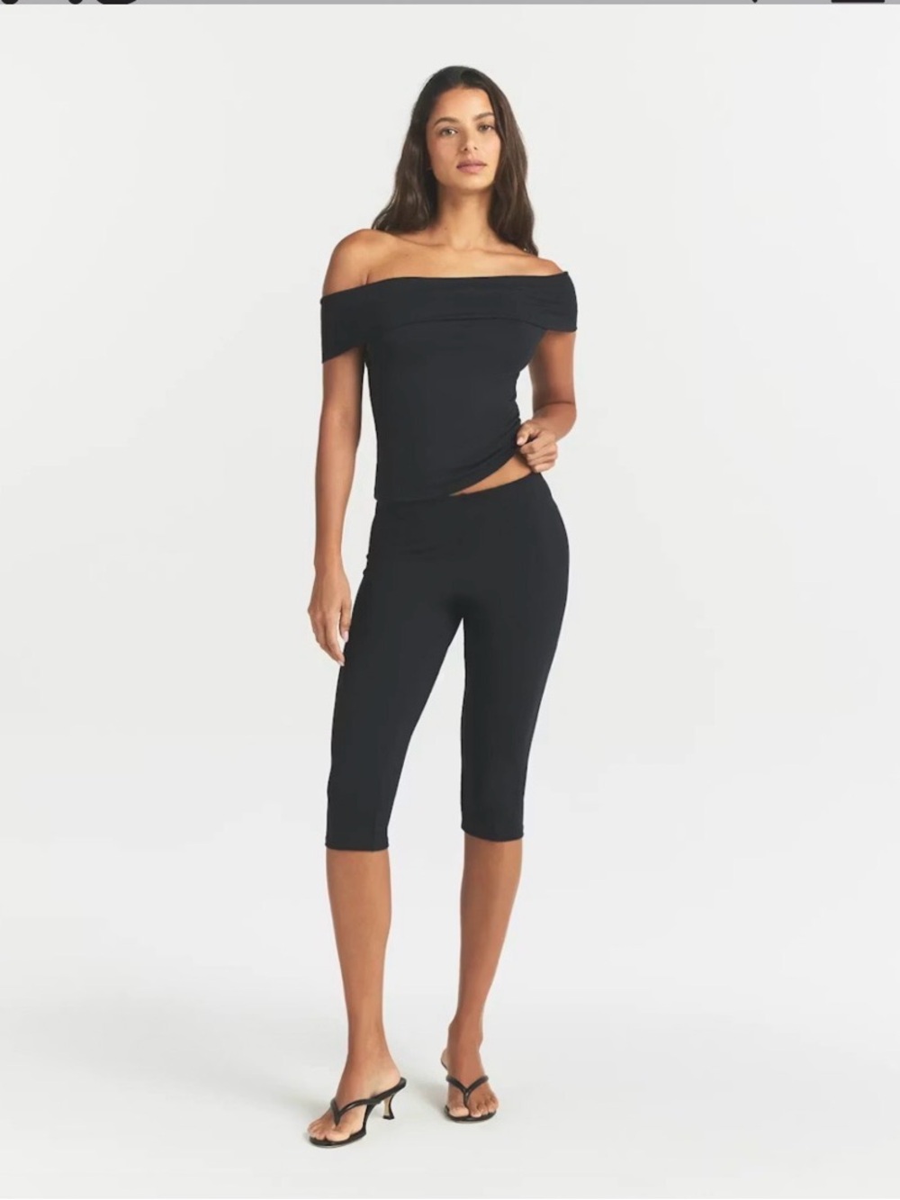 SKIMS High Waisted Capri